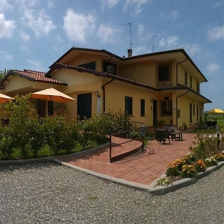 Cecco Di Nara Hotel Massarosa Bagian luar foto