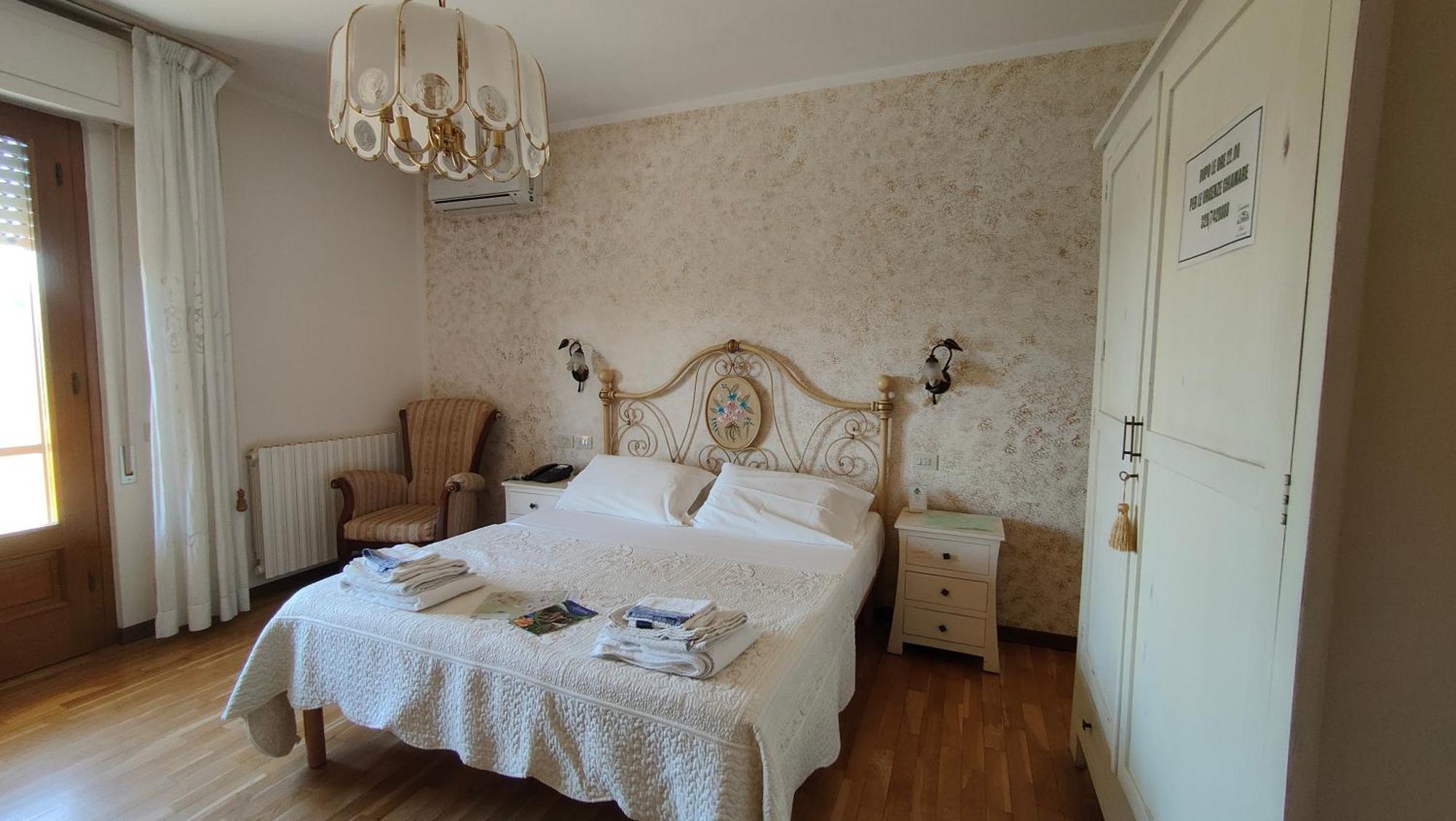 Cecco Di Nara Hotel Massarosa Bagian luar foto
