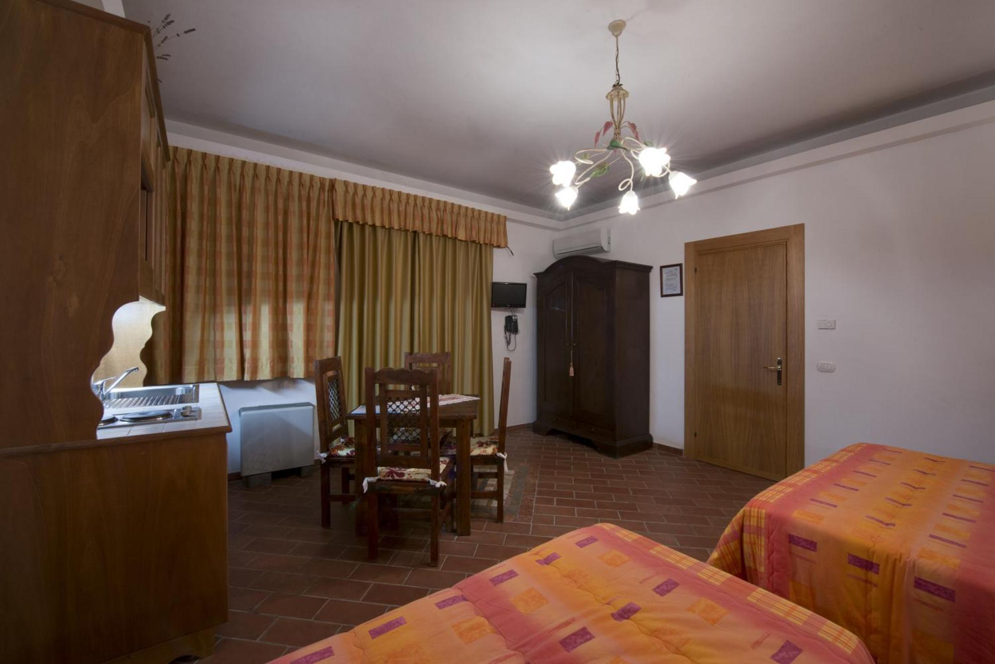 Cecco Di Nara Hotel Massarosa Ruang foto