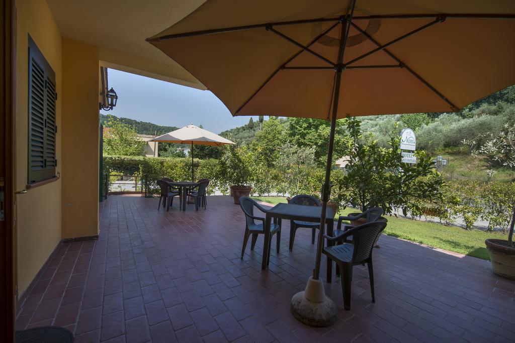 Cecco Di Nara Hotel Massarosa Bagian luar foto